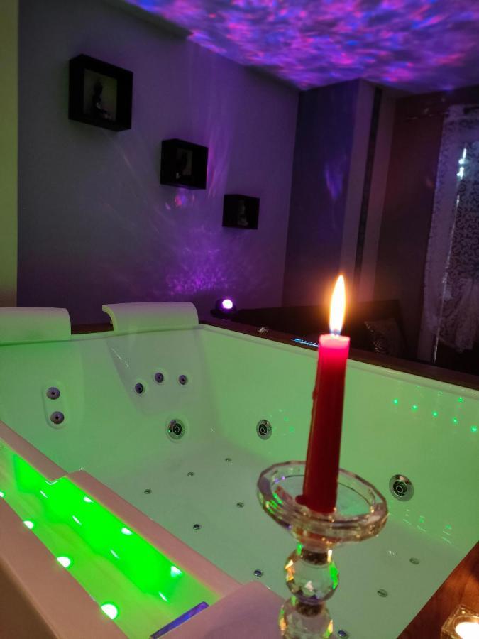 Loft Avec Baignoire Spa Lecrin Romantique Ochancourt Dış mekan fotoğraf